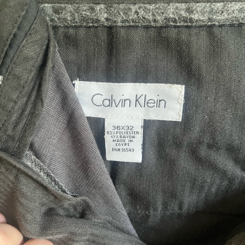 Men’s 36x32 Black Calvin Klein Lightweight Casual/Formal Dress Pants - Picture 2 of 3